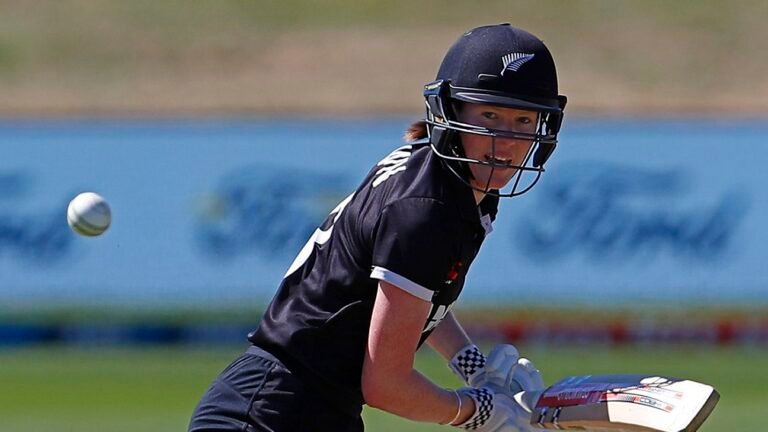 Lauren Down ruled out of NZs remaining Sri Lanka ODIs with back injury; Izzy Sharp called in